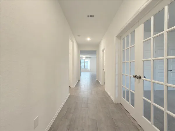 $2,395 | 9662 Caney Trails Road, Conroe, TX 77303