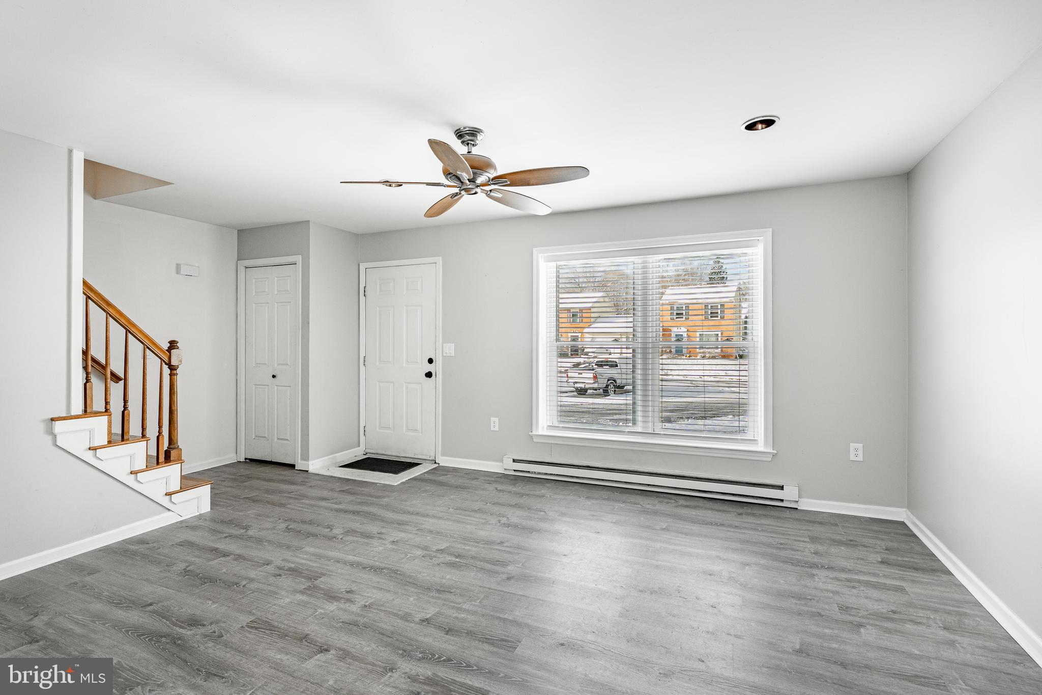 13 Courtney Lane Thorndale, PA 19372 - Photo 5 of 34