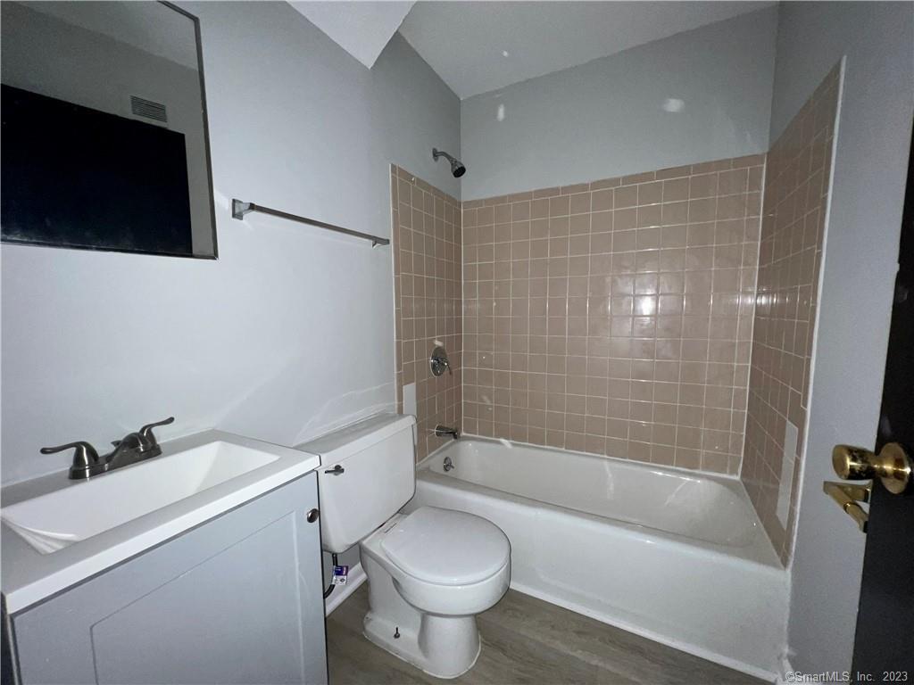 85-87 Union Avenue, Unit A4 Bridgeport, CT 06607 - Photo 6 of 8