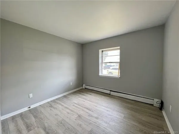 $1,300 | 85-87 Union Avenue, Unit A4, Bridgeport, CT 06607