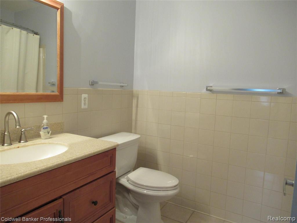 30042 West 12 Mile Road Farmington Hills, MI 48334 - Photo 9 of 11