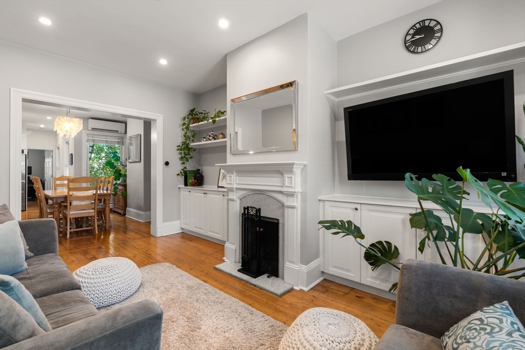 98 High Street, Unit 1 Boston, MA 02129 - Photo 2 of 22