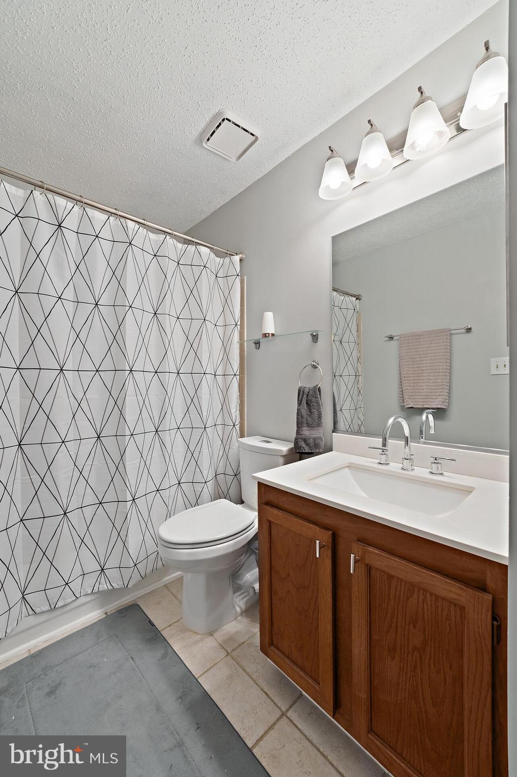 20979 Timber Ridge Terrace, Unit 301 Ashburn, VA 20147 - Photo 23 of 37 Gallery Image 23