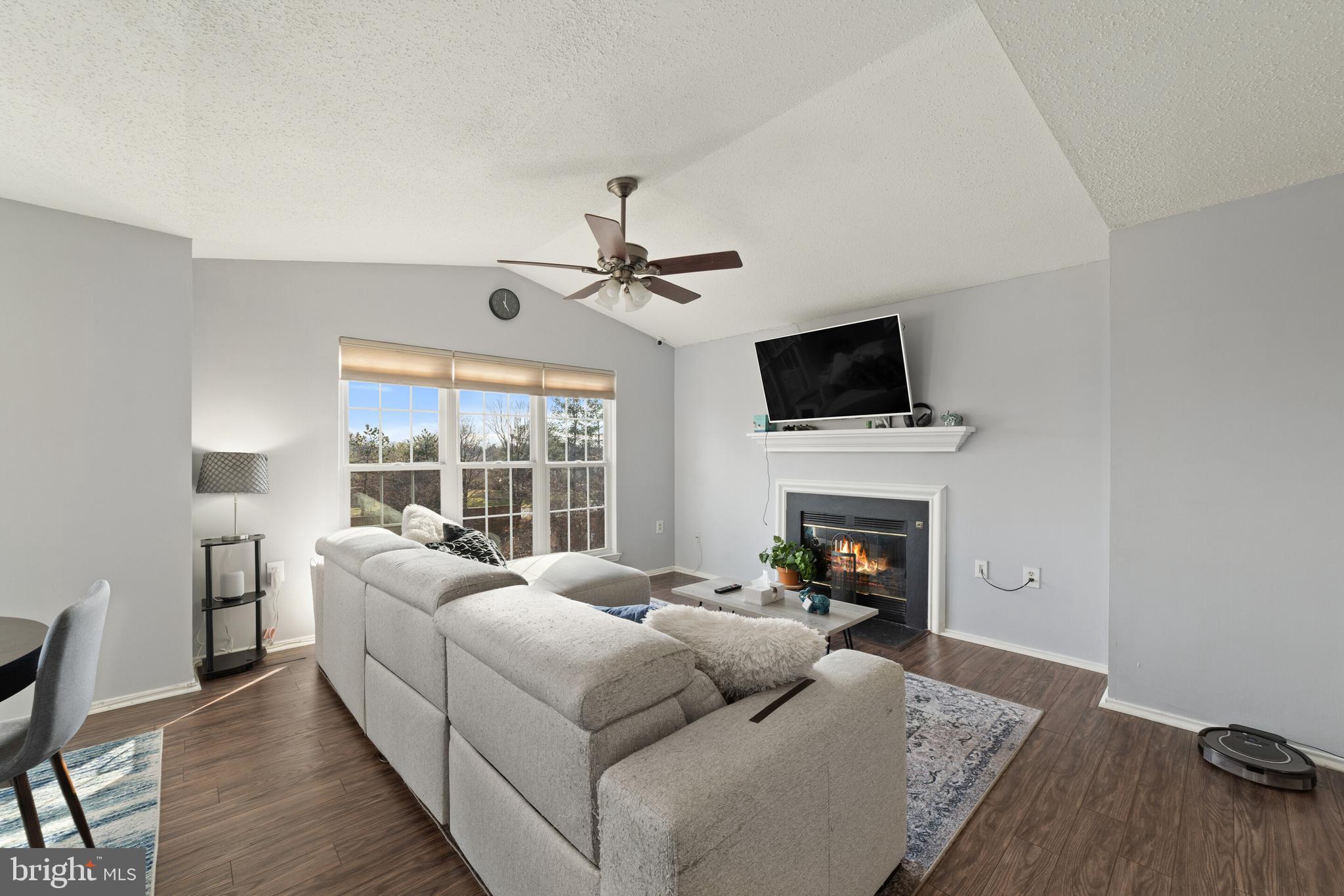 20979 Timber Ridge Terrace, Unit 301 Ashburn, VA 20147 - Photo 7 of 37 Gallery Image 7