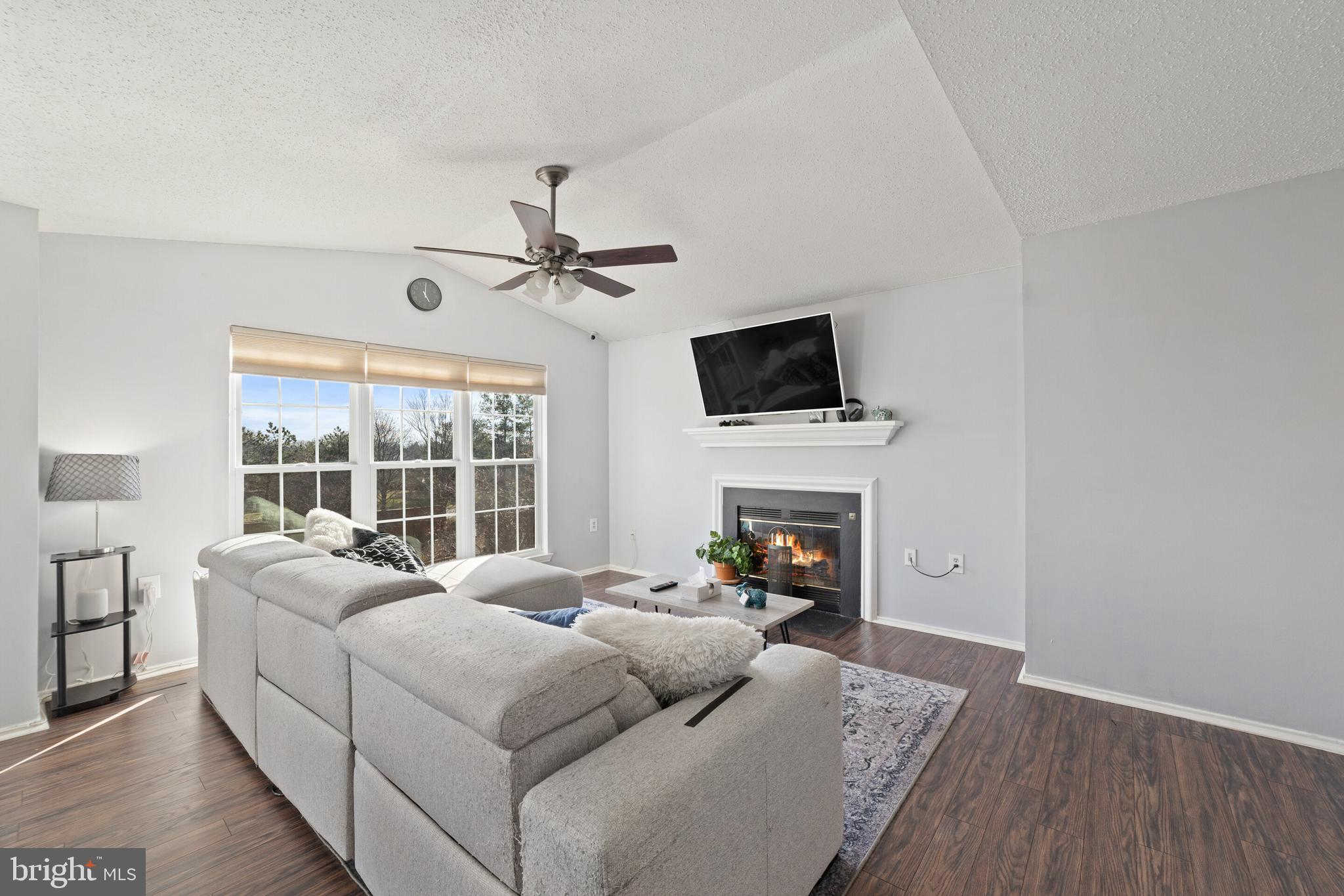 20979 Timber Ridge Terrace, Unit 301 Ashburn, VA 20147 - Photo 8 of 37 Gallery Image 8