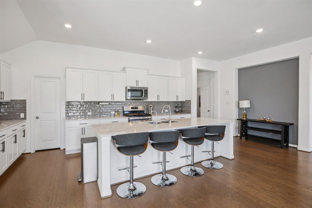 624 Spurlock Way Liberty Hill, TX 78642 - Photo 11 of 35