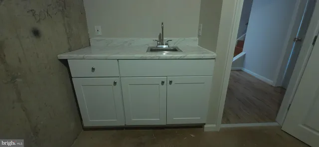 $3,100 | 5510 La Cross Court, Fairfax, VA 22032