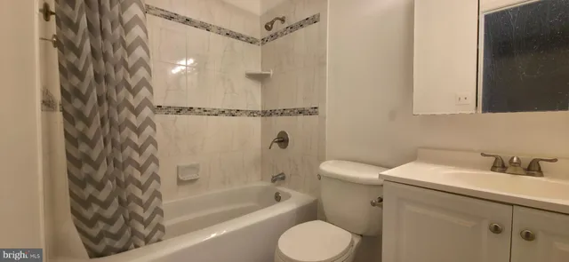 $3,100 | 5510 La Cross Court, Fairfax, VA 22032