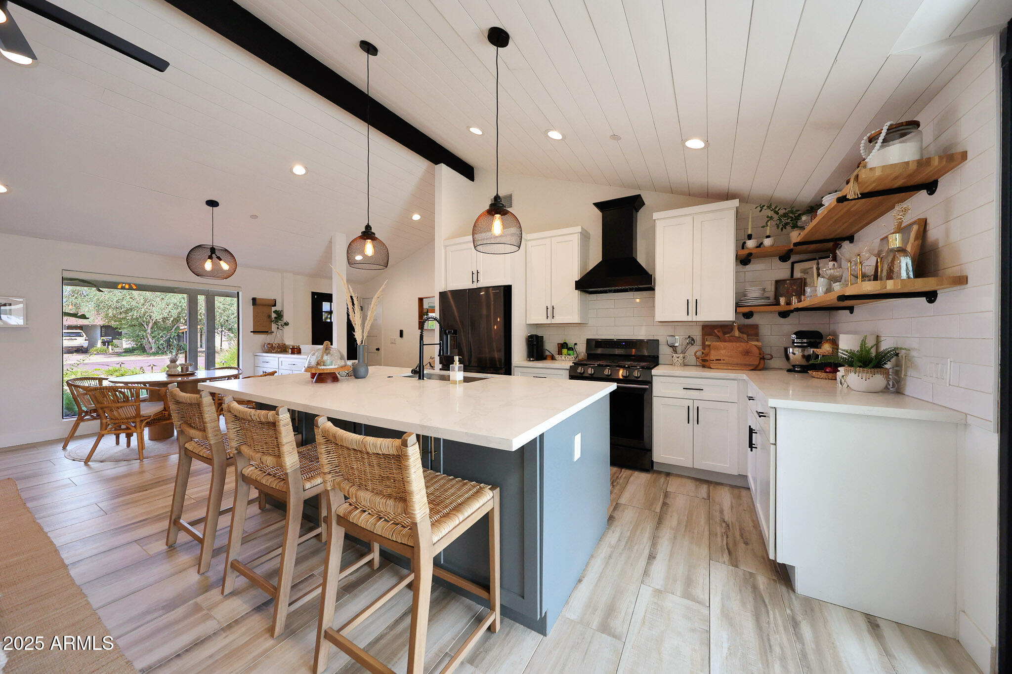 7031 East Monte Vista Road Scottsdale, AZ 85257 - Photo 2 of 23 Gourmet Kitchen