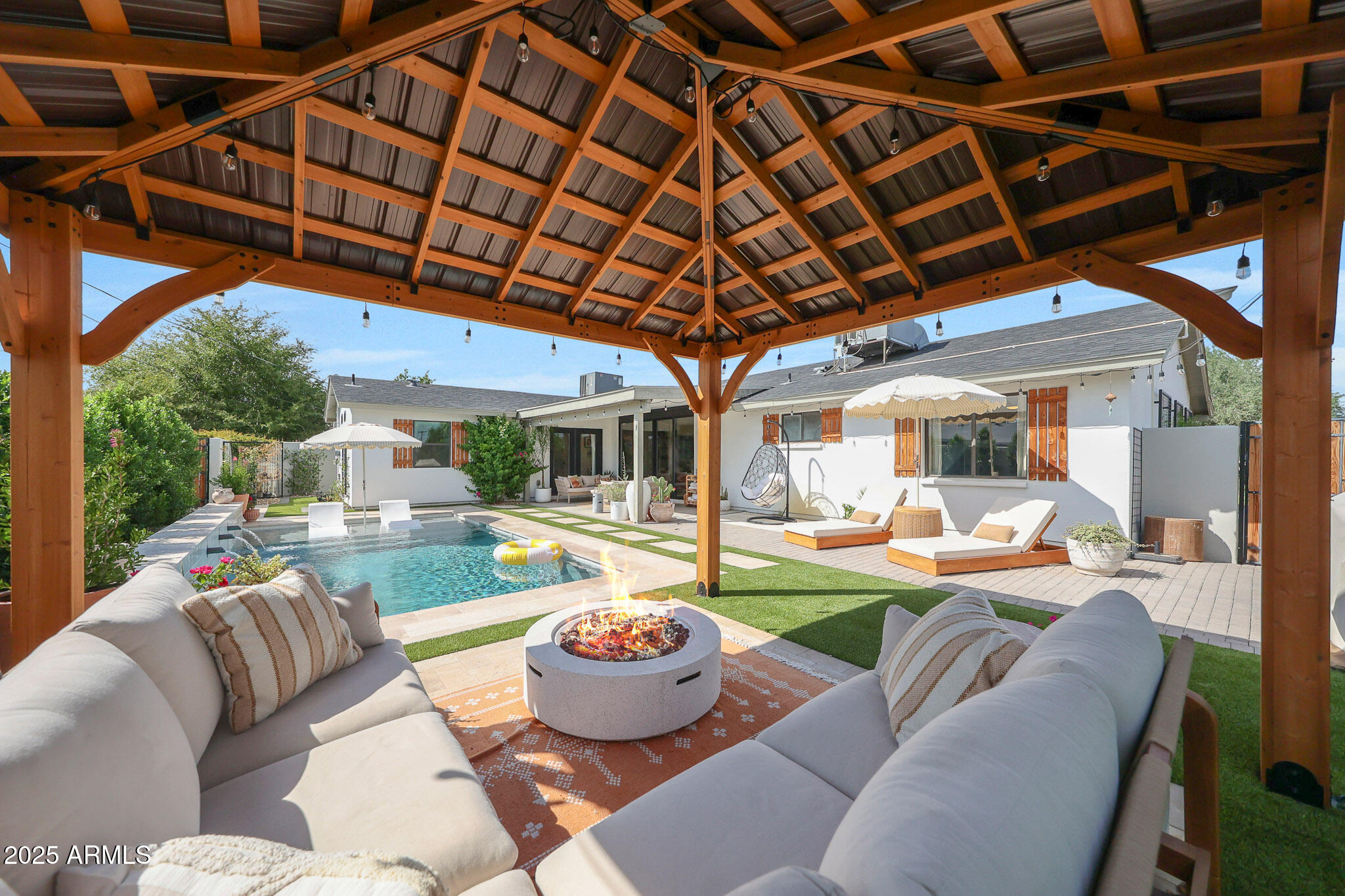 7031 East Monte Vista Road Scottsdale, AZ 85257 - Photo 3 of 23 Backyard Retreat