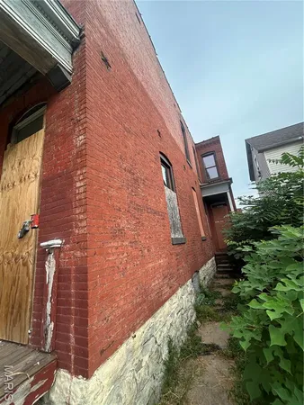 $25,000 | 3123 Chippewa Street, St. Louis, MO 63118