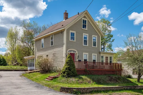 $425,000 | 18 Spruce Street, Somersworth, NH 03878