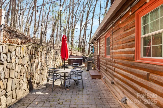 $599,000 | 201 Liberty Road, Waynesville, NC 28785