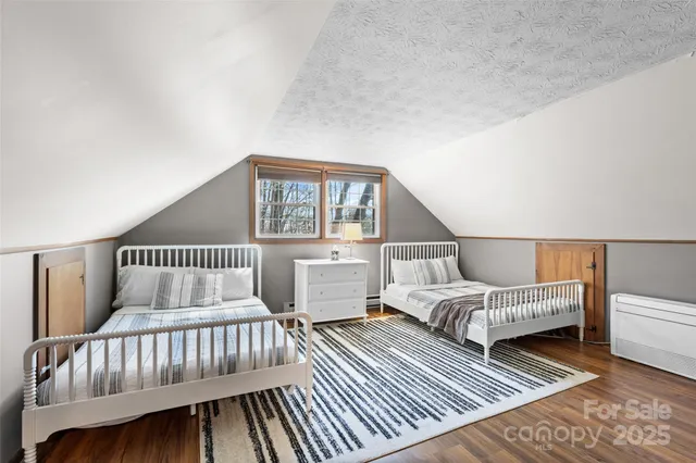 $599,000 | 201 Liberty Road, Waynesville, NC 28785