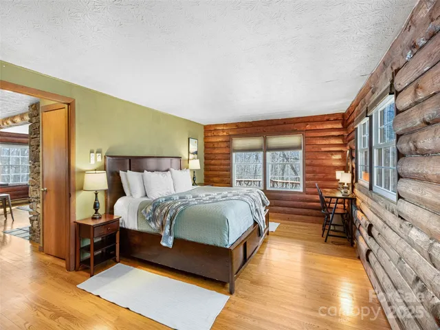 $599,000 | 201 Liberty Road, Waynesville, NC 28785