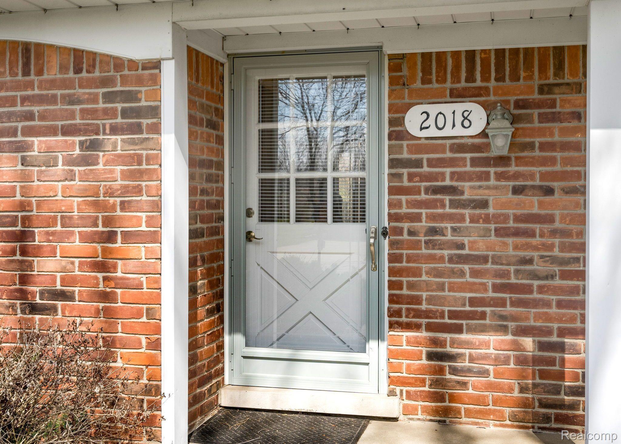 2018 Chalet Drive Rochester, MI 48309 - Photo 4 of 46 Gallery Image 4