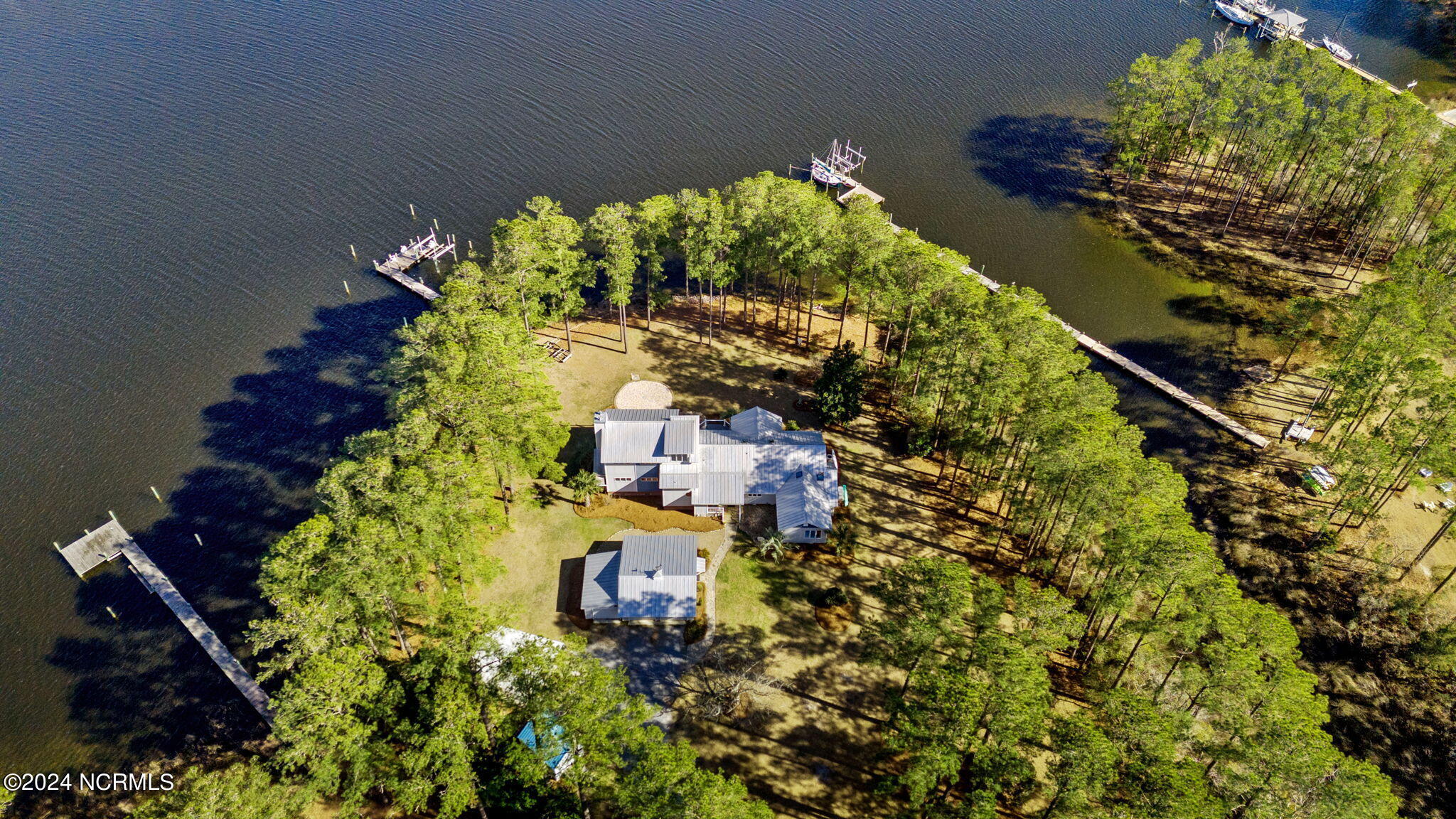 813 Fork Point Road Oriental, NC 28571 - Photo 99 of 107 117-web-or-mls-DJI_20240220141702_0546_D