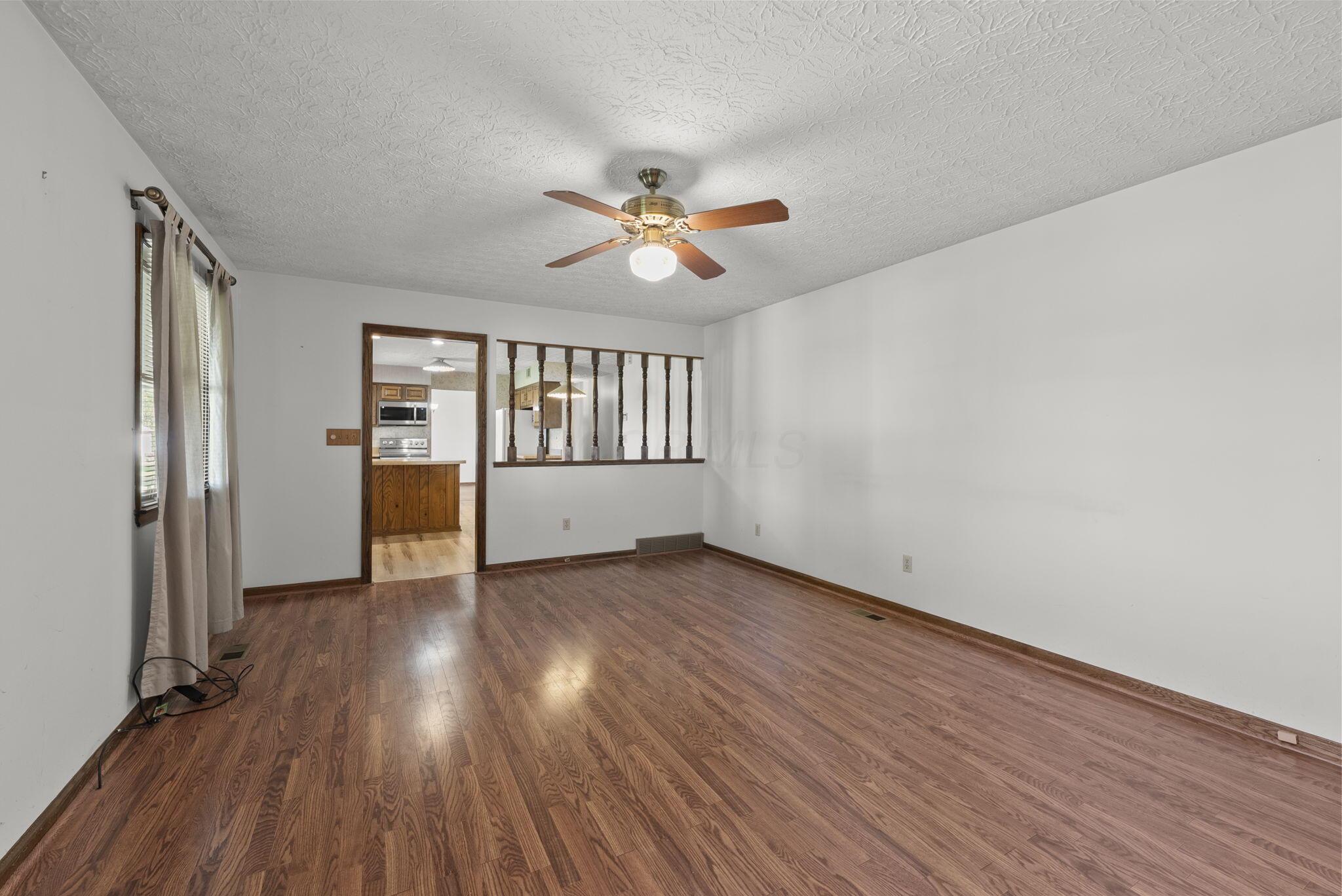 520 Rathmell Road Lockbourne, OH 43137 - Photo 7 of 42 Family Room