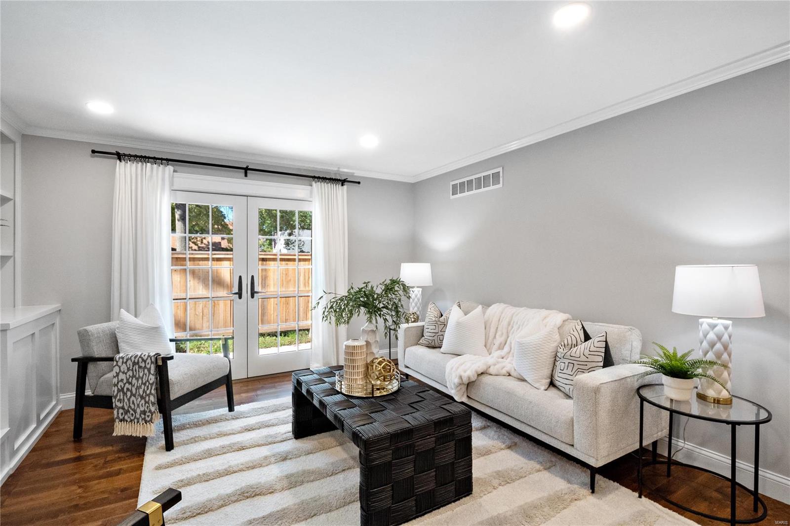 1591 Milbridge Drive Chesterfield, MO 63017 - Photo 10 of 30