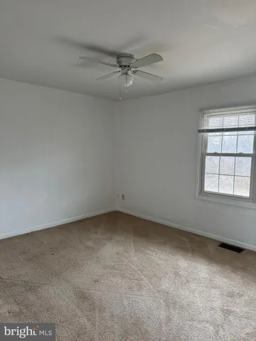 $1,600 | 212 Cameron Street, Berryville, VA 22611