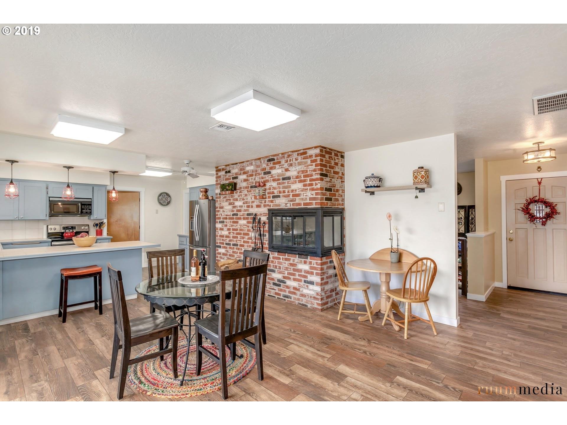 51359 Northwest Staley Road Banks, OR 97106 - Photo 8 of 28 Kitchen/Dining Room