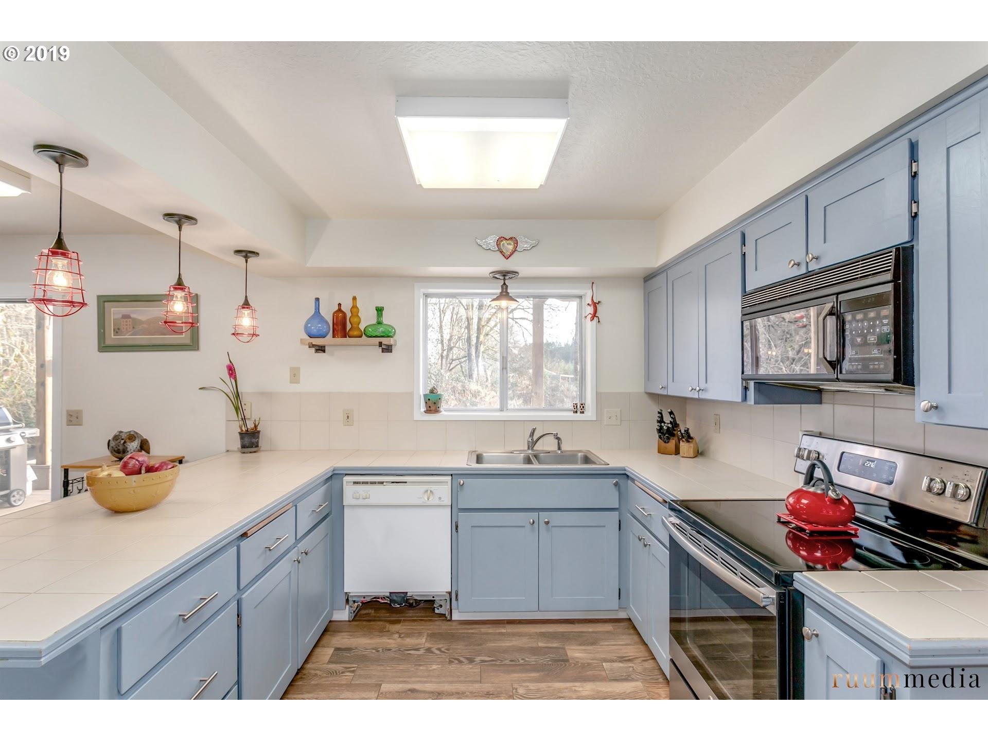 51359 Northwest Staley Road Banks, OR 97106 - Photo 10 of 28 Kitchen