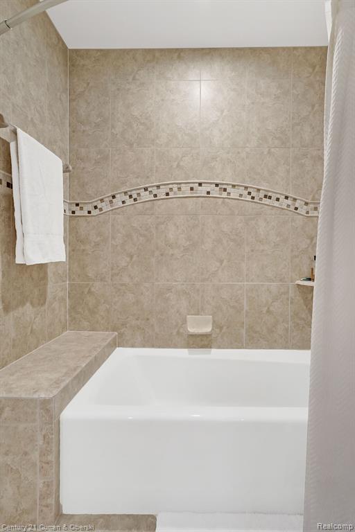 866 Green View Court, Unit 6 Rochester Hills, MI 48307 - Photo 41 of 64
