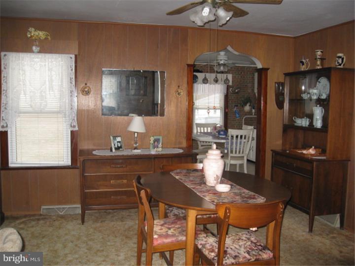 605 Fries Mill Road Williamstown, NJ 08094 - Photo 10 of 25 Dining Room