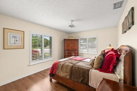 $1,150,000 | 2493 Timbercreek Circle Northwest, Boca Raton, FL 33431