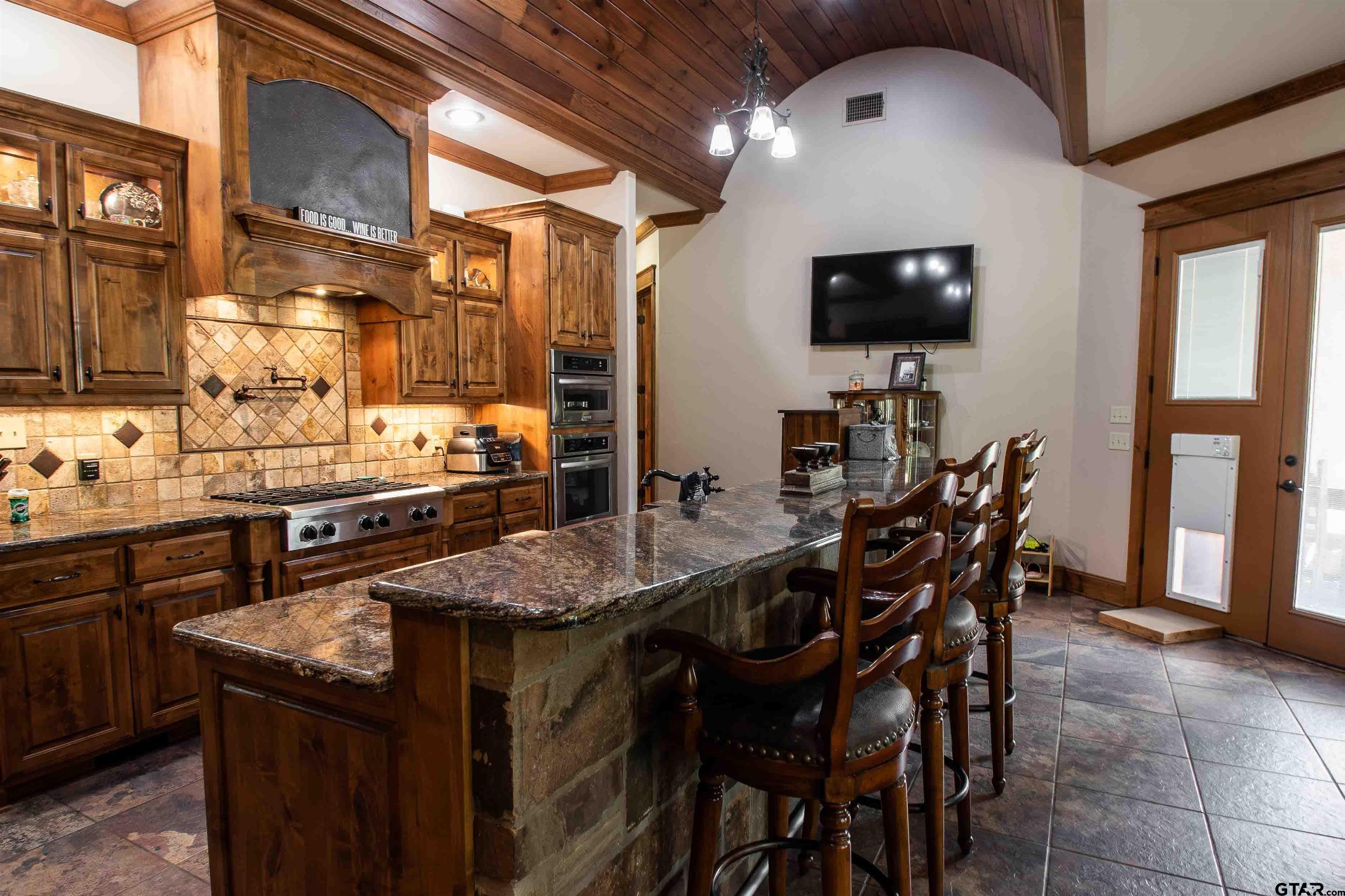 14647 County Road 2337 Tyler, TX 75707 - Photo 11 of 48