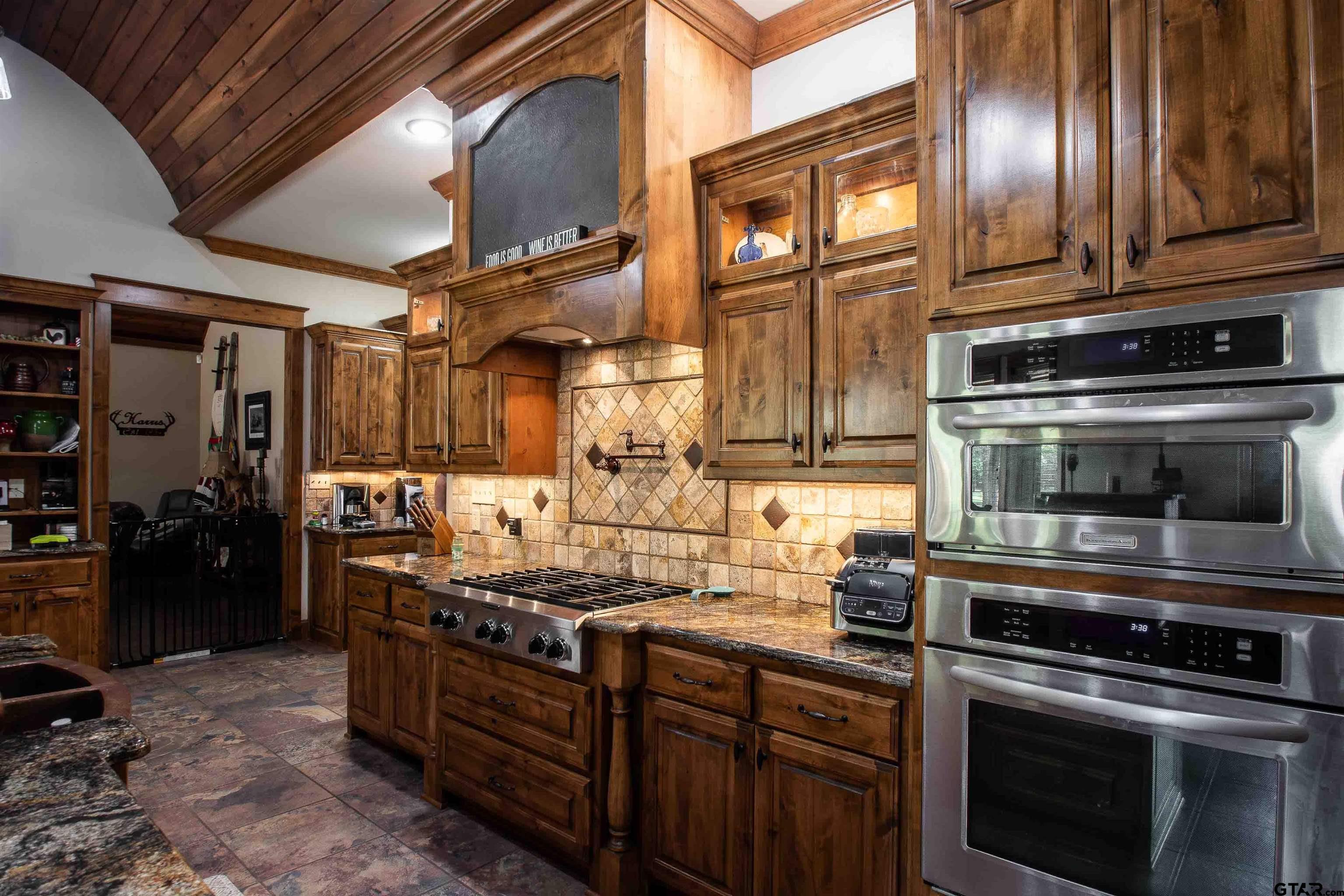 14647 County Road 2337 Tyler, TX 75707 - Photo 12 of 48