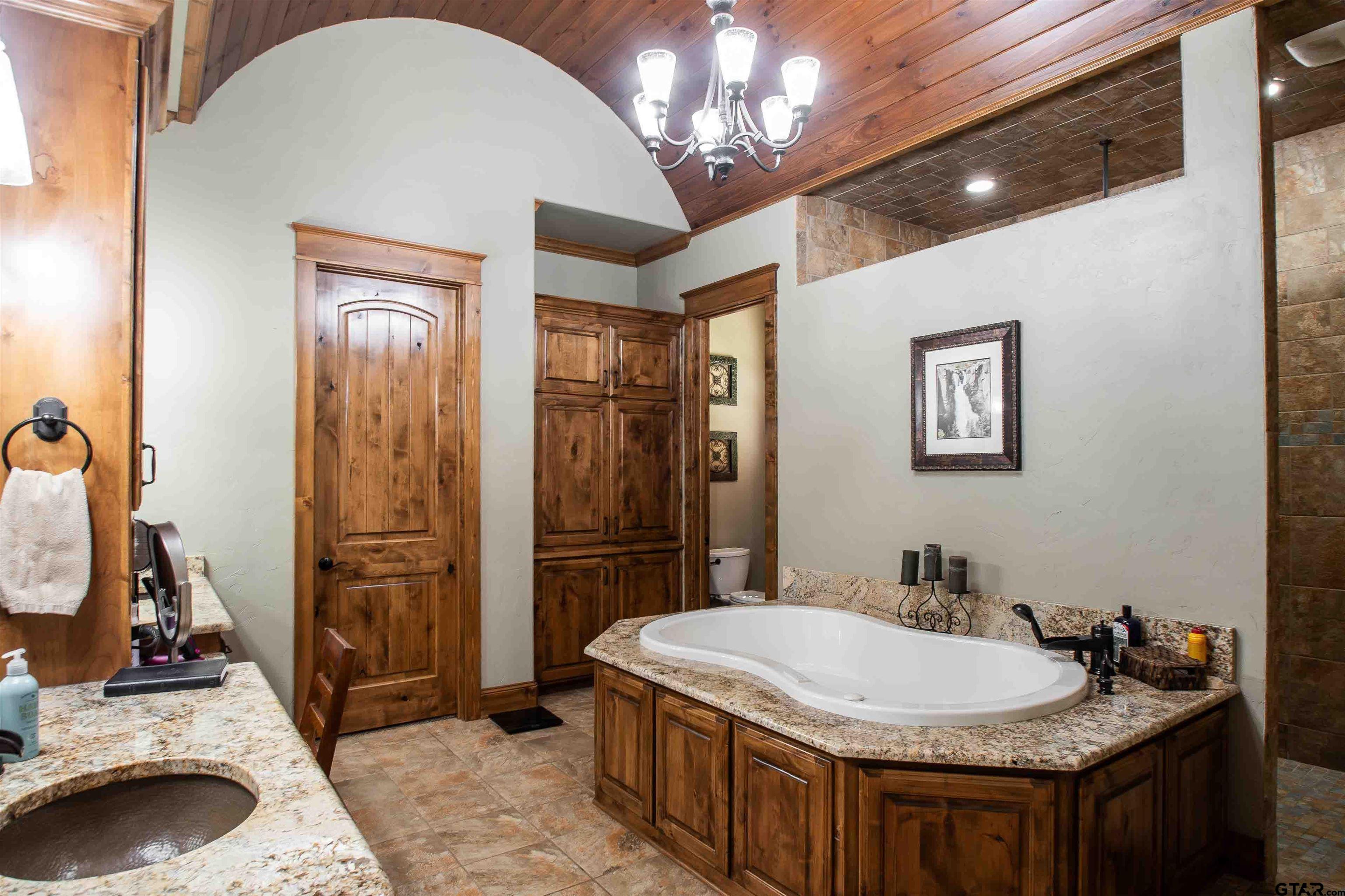 14647 County Road 2337 Tyler, TX 75707 - Photo 21 of 48