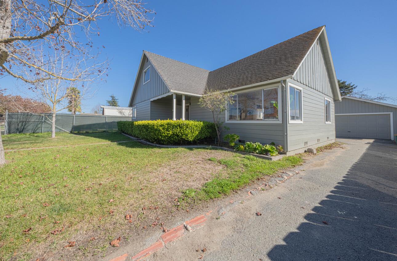 757 Middlefield Road Salinas, CA 93906 - Photo 2 of 58