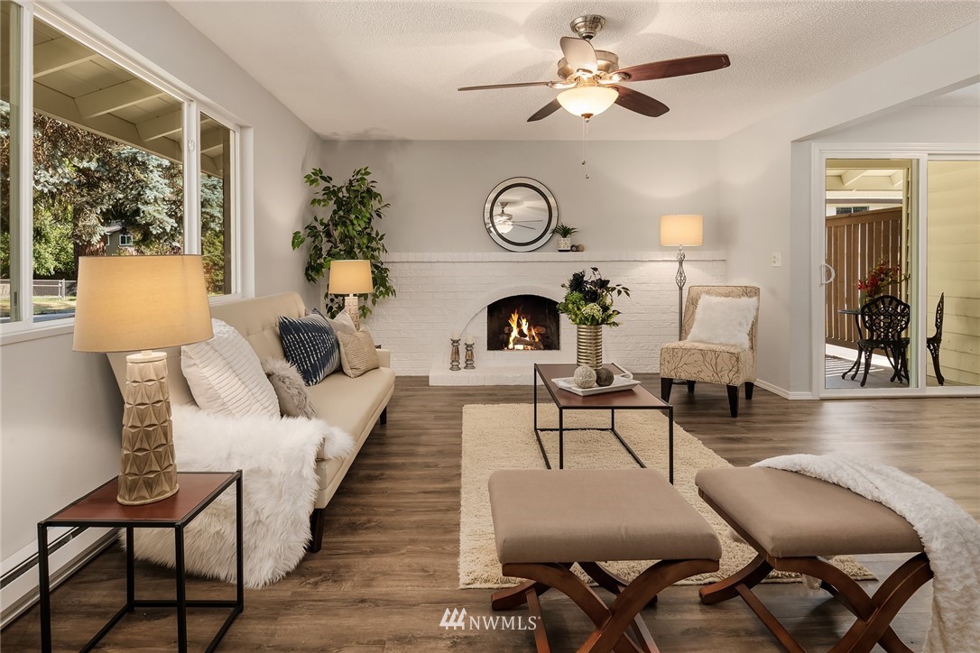 411 213th Place Southwest, Unit 12A Bothell, WA 98021 - Photo 3 of 14 Gallery Image 3
