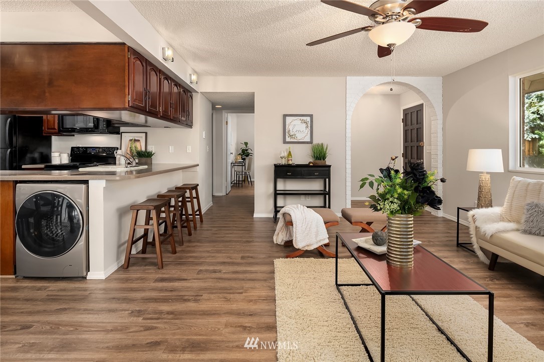 411 213th Place Southwest, Unit 12A Bothell, WA 98021 - Photo 7 of 14 Gallery Image 7