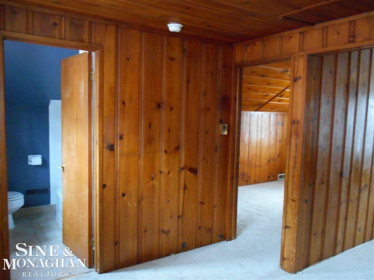 2032 Hawthorne Road Grosse Pointe Woods, MI 48236 - Photo 17 of 25