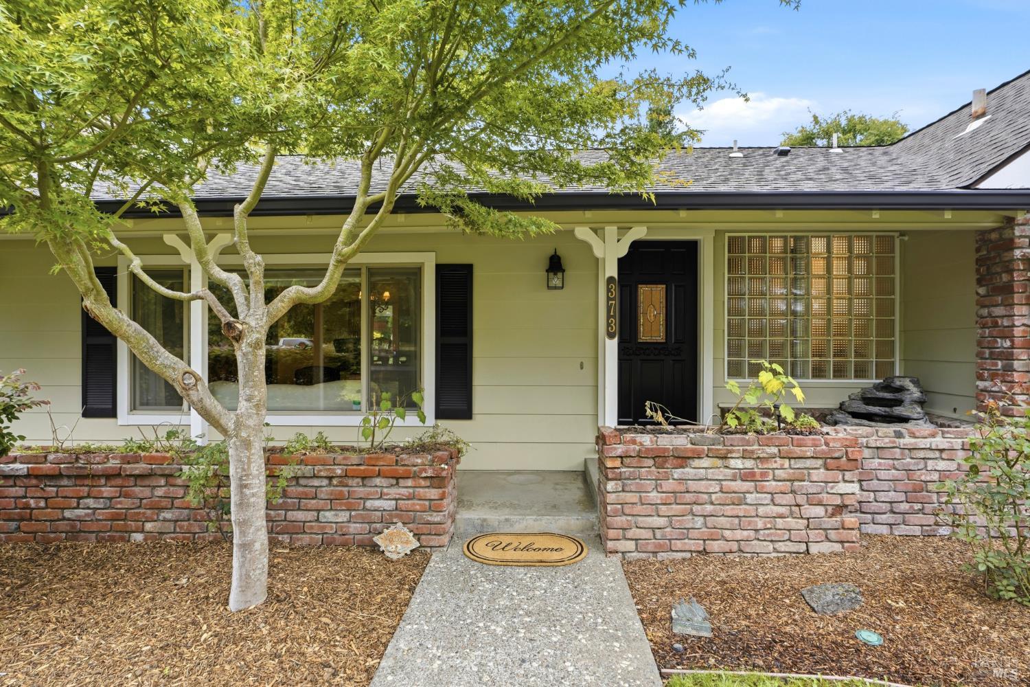 373 Piezzi Road Santa Rosa, CA 95401 - Photo 5 of 55