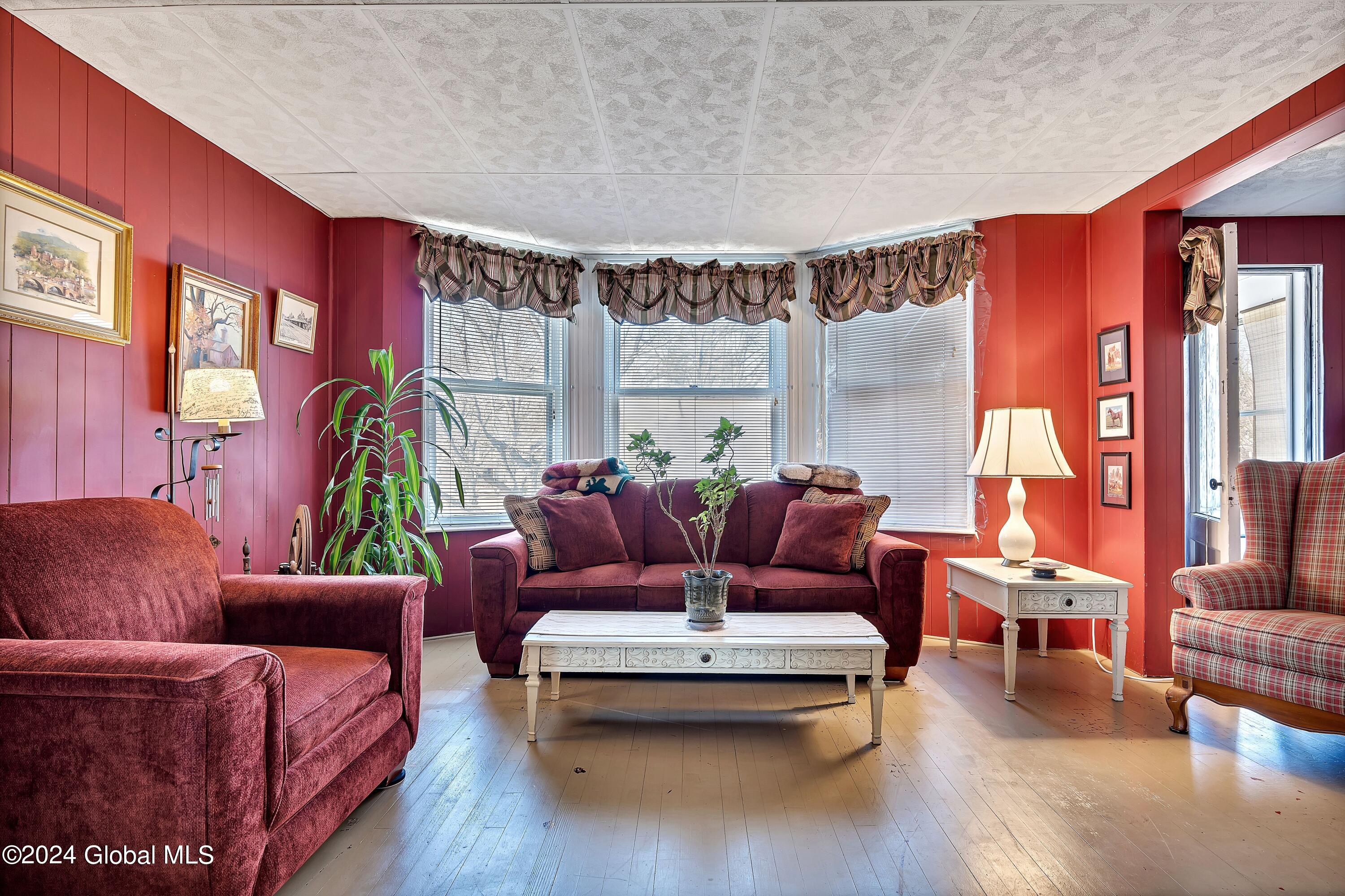 67 Manning Boulevard Albany, NY 12203 - Photo 13 of 28 A99CAA3F-B59F-45E4-ACA7-E19C77E8E80A