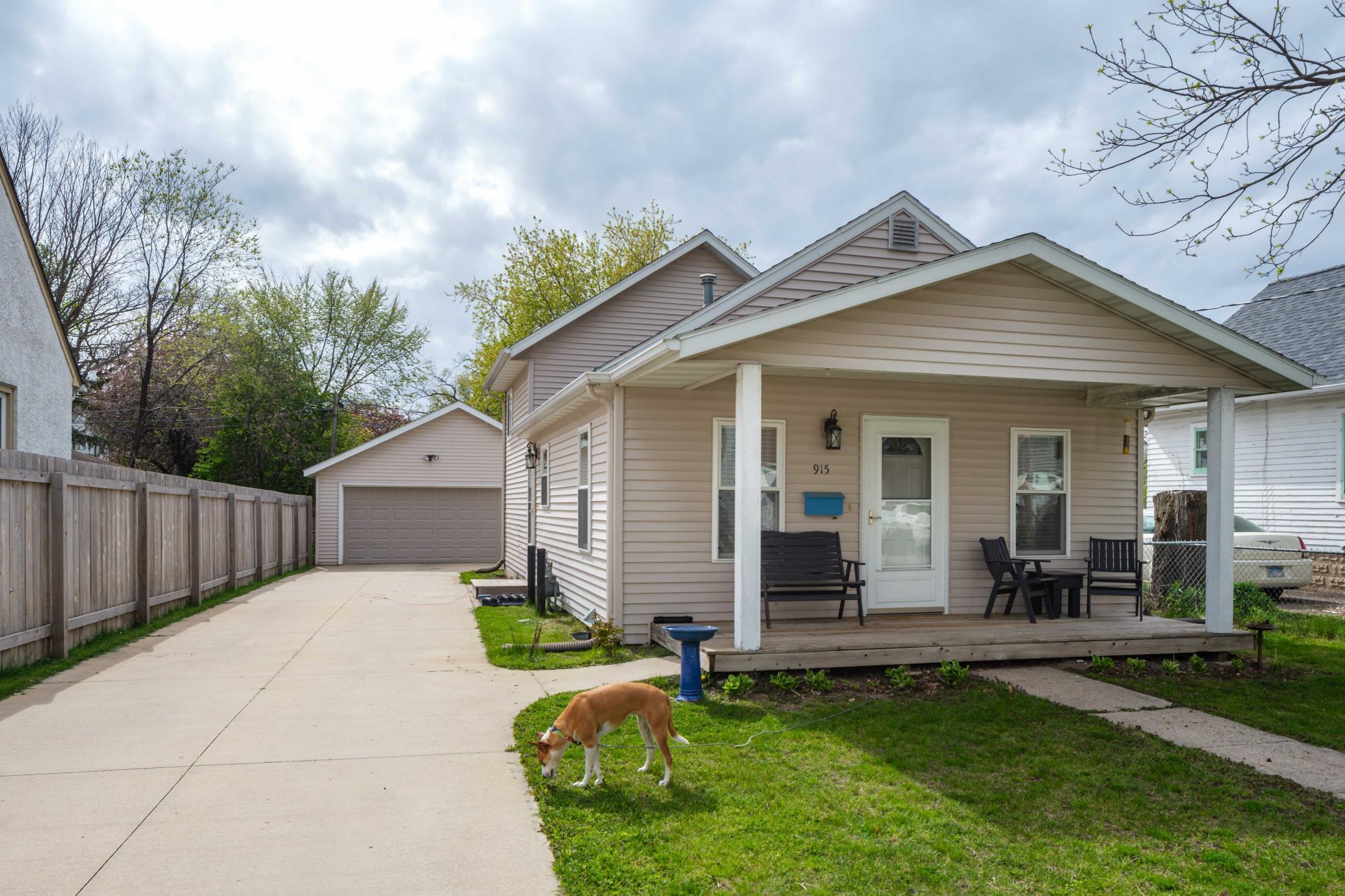 915 12th Avenue Northeast Rochester, MN 55906 - Photo 1 of 1 Gallery Image 1