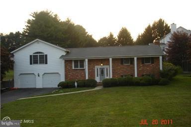 1910 Springhill Lane Hampstead, MD 21074 - Photo 1 of 20 Exterior (Front)