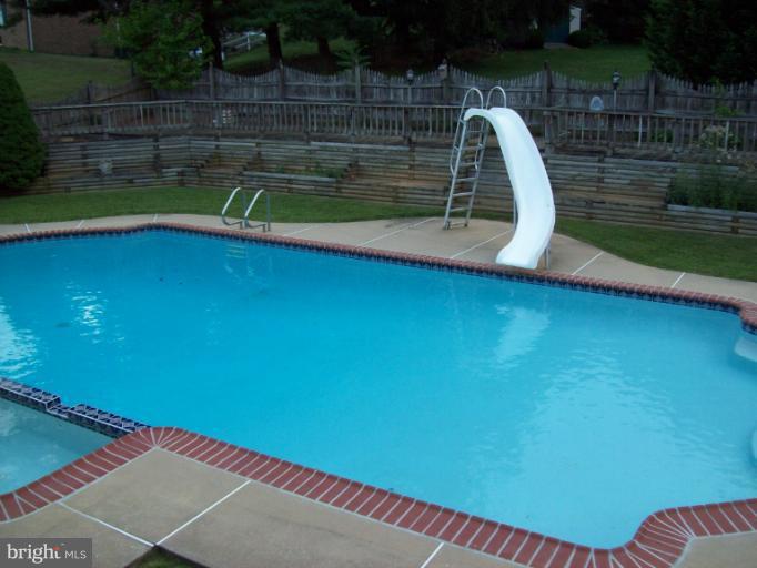 1910 Springhill Lane Hampstead, MD 21074 - Photo 14 of 20 side view of pool