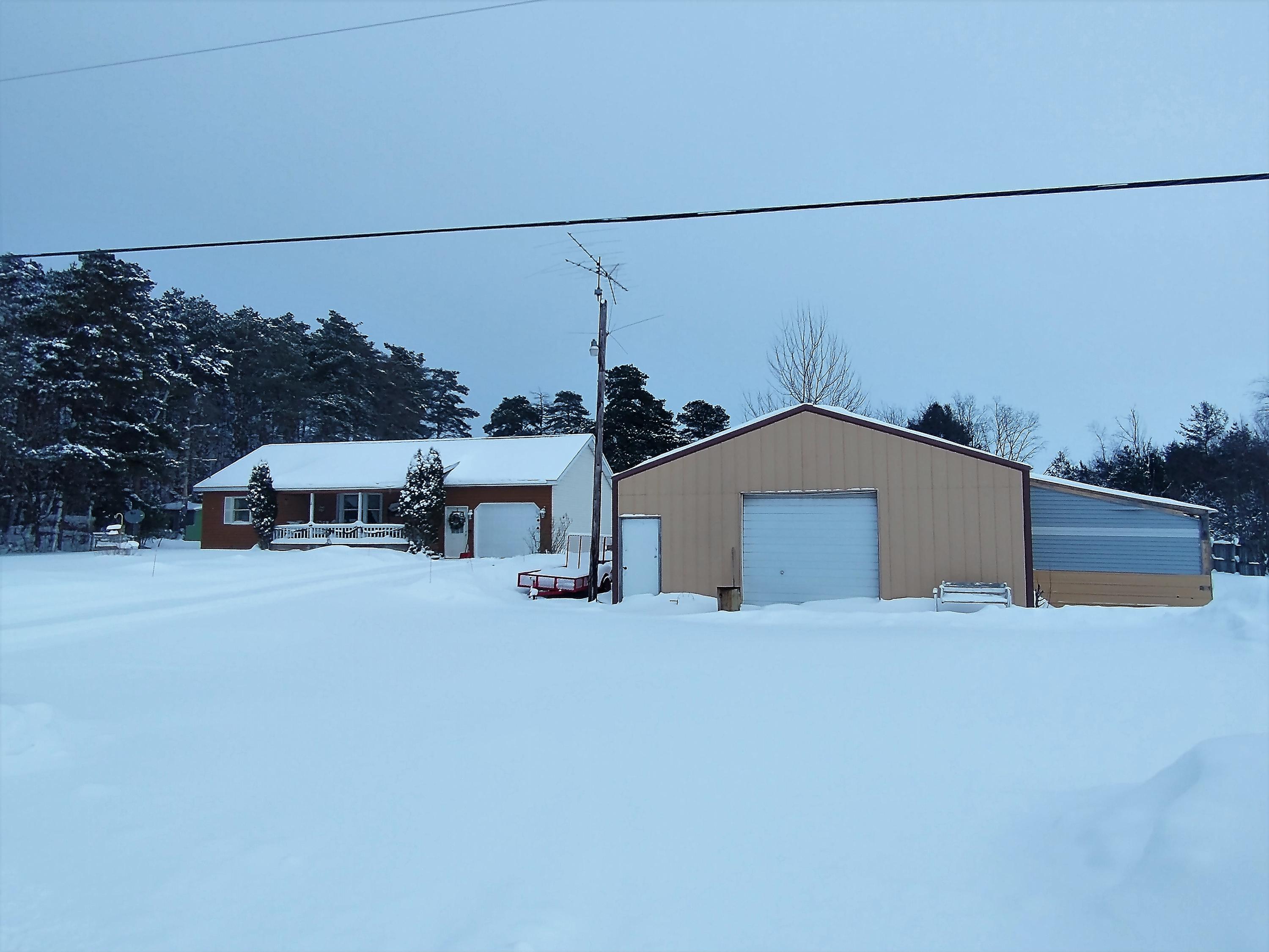 8065 South Ayr Road Alanson, MI 49706 - Photo 1 of 18 Gallery Image 1