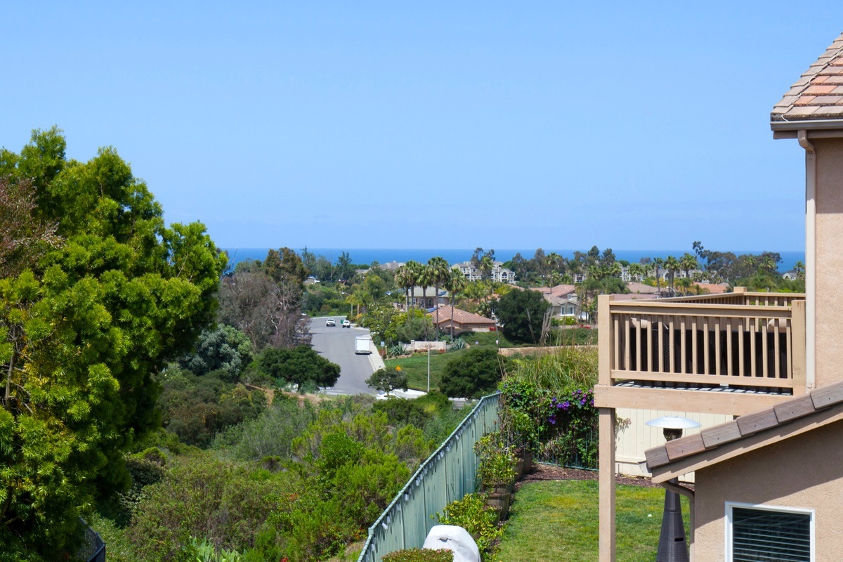 1214 Mariposa Road Carlsbad, CA 92011 - Photo 23 of 25 Gallery Image 23