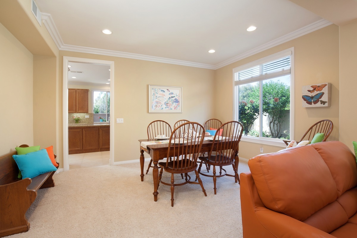 1214 Mariposa Road Carlsbad, CA 92011 - Photo 6 of 25 Gallery Image 6