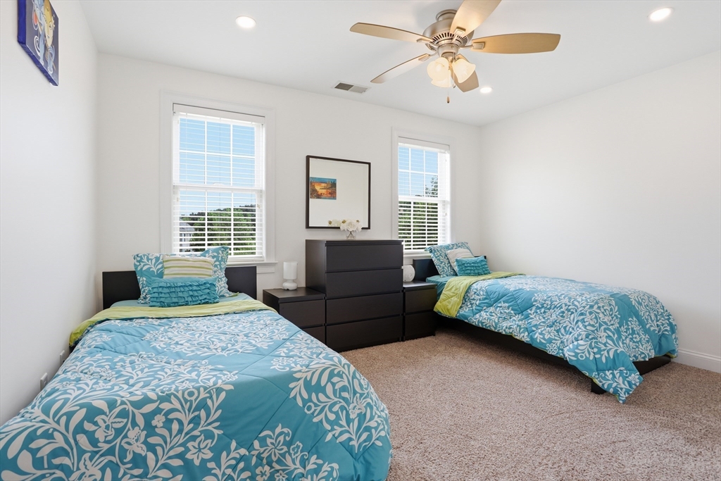 9 Boxwood Road Westford, MA 01886 - Photo 24 of 40