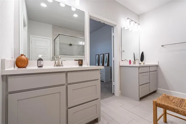 $370,000 | 2113 Winding Crk Circle, Fort Worth, TX 76008