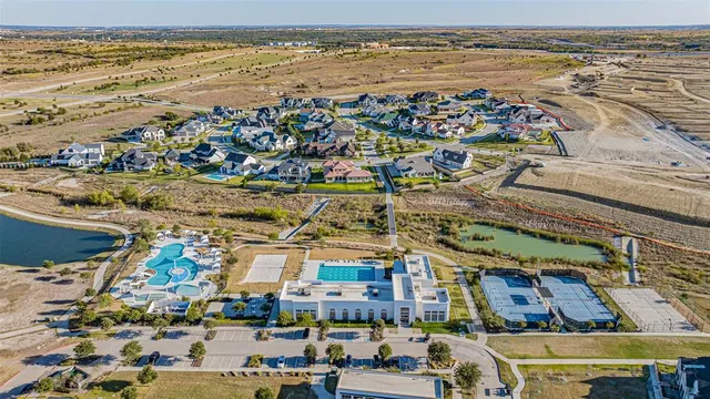 $370,000 | 2113 Winding Crk Circle, Fort Worth, TX 76008