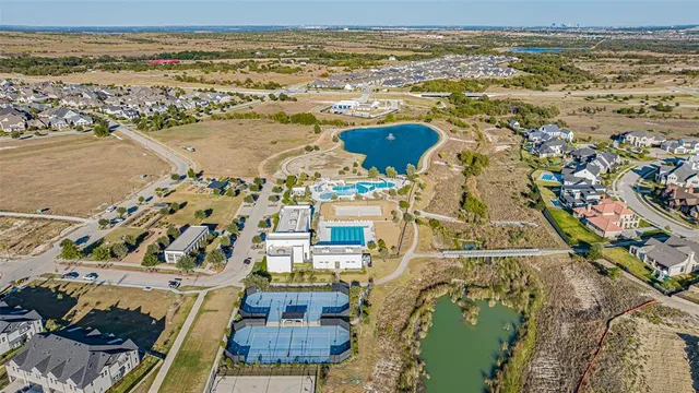 $370,000 | 2113 Winding Crk Circle, Fort Worth, TX 76008