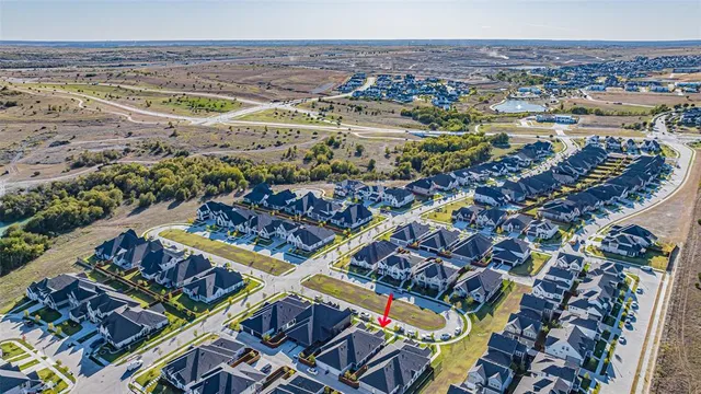 $370,000 | 2113 Winding Crk Circle, Fort Worth, TX 76008