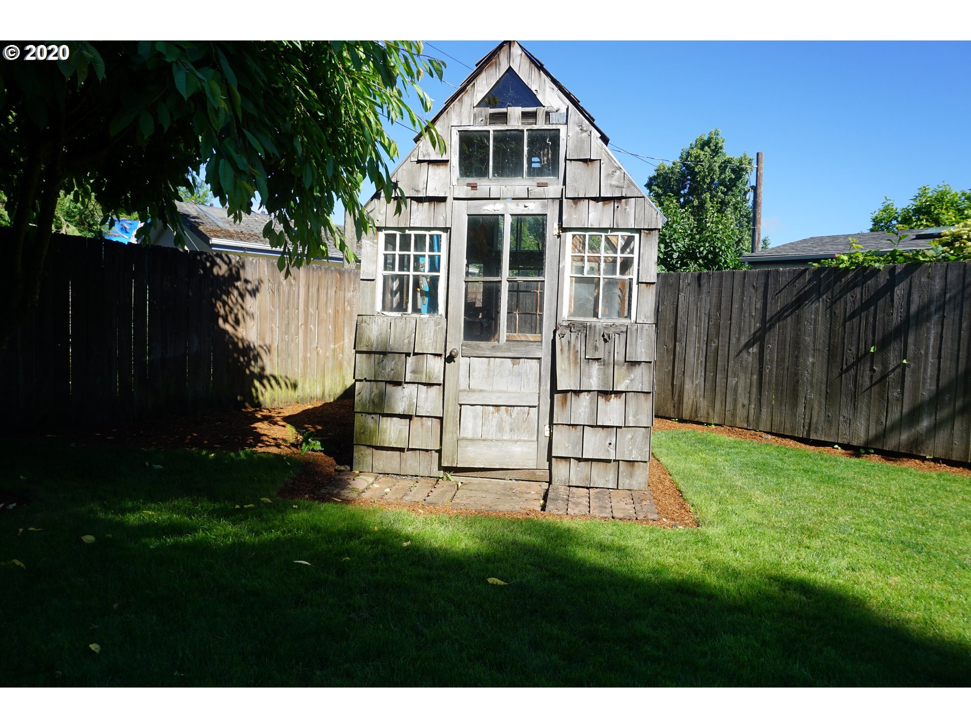 1166 Water Street Springfield, OR 97477 - Photo 11 of 31